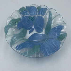 Sydenstricker Fused Glass‎ Ruffled Bowl
